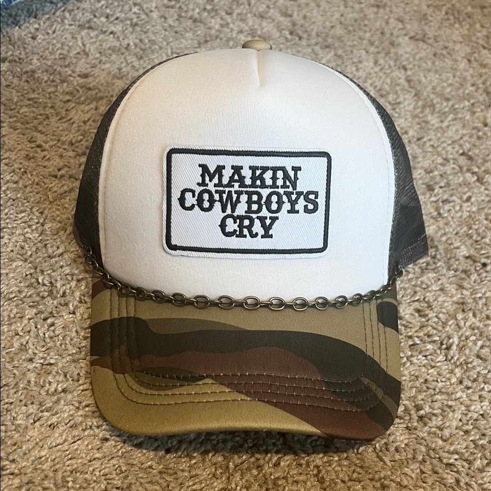Trucker hat